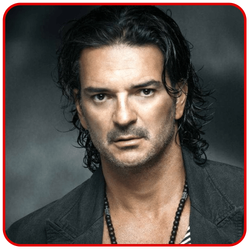 RICARDO ARJONA